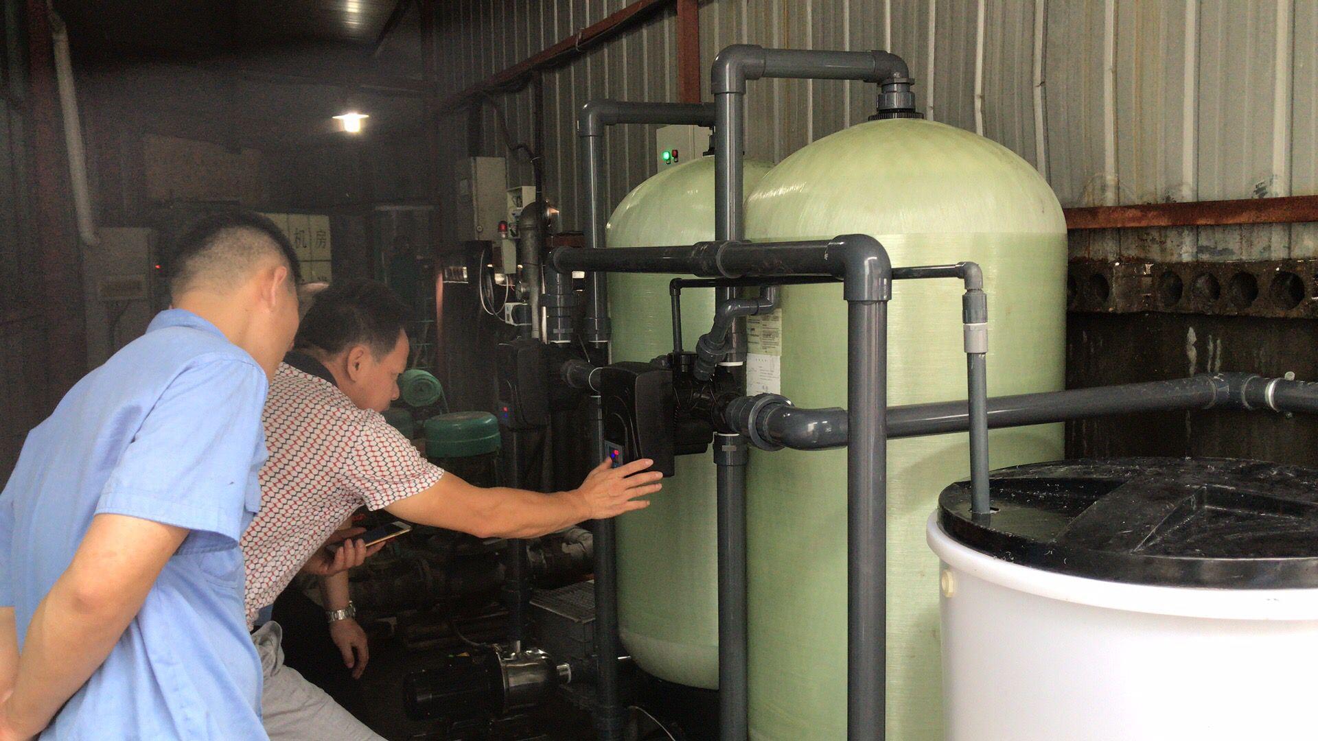 水质硬度多少需要软水机