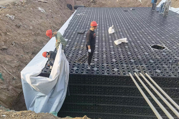 响应西安“海绵城市”号召：商业综合体雨水回收系统设计与水处理关键点